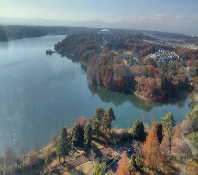 写真-2 多摩湖全景（大森係長撮影：空撮ですよ！）